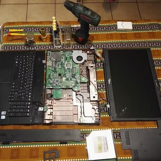 Remplacement des barrettes de mémoire sur PC portable