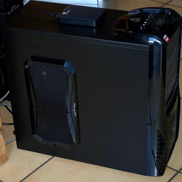 Remplacement du disque dur interne sur tour de gaming